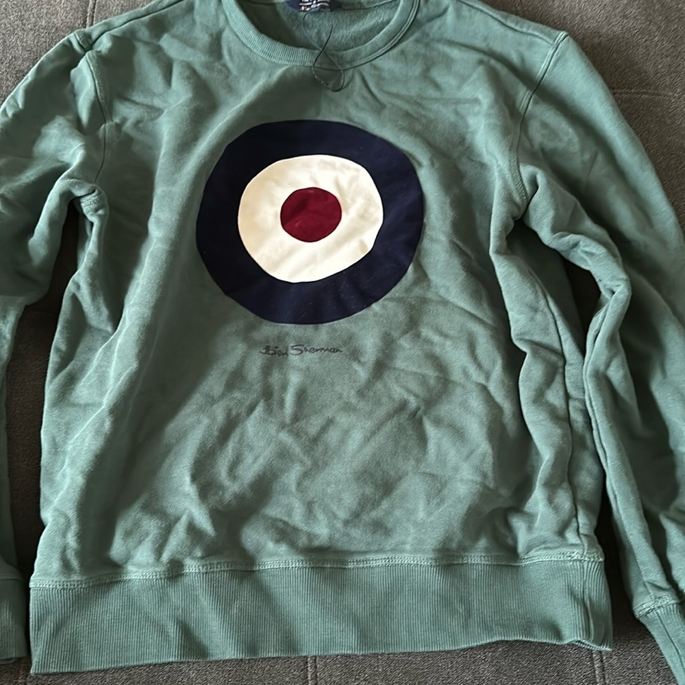 men’s crewneck